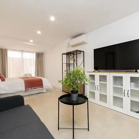 Luxury Viii - Ferga Apartment