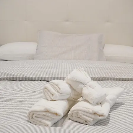 Διαμέρισμα Casa De Huespedes Gomez Ulla 1 *