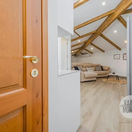 Apartment La Sal Edificio Madrid