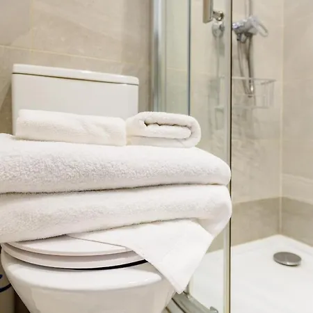 Luxurious In Alberto Alcocer Temporal Aal49805 Apartment *