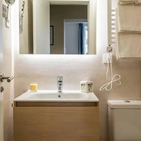 Blume Conde Aranda Apartment Madrid