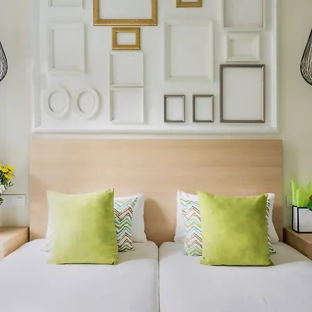 Blume Conde Aranda Apartment