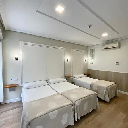 Pensión Hostal Madrid 3*