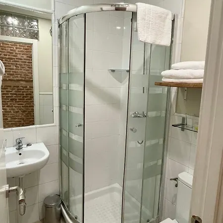 Affittacamere Hostal Madrid Madrid