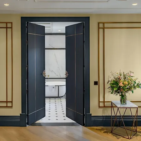 Coolrooms Palacio De Atocha Hotel 4*