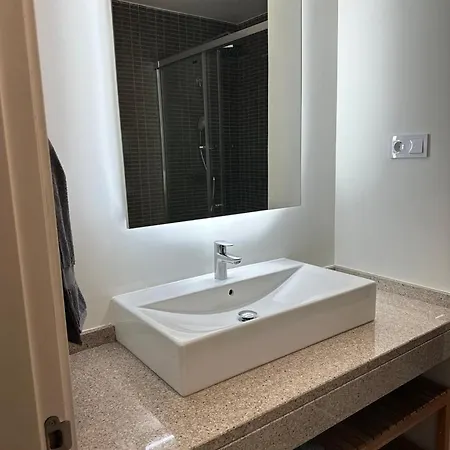 Stylish & Cozy 1br Steps From Royal Palace | By Airnest Apartment *