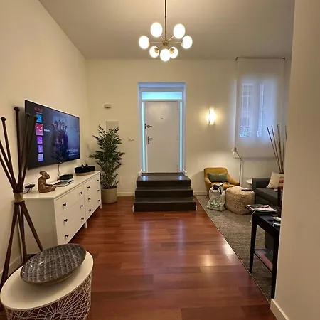 Apartment Stylish & Cozy 1br Steps From Royal Palace | By Airnest Madrid