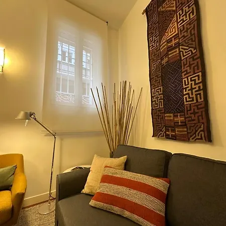 Stylish & Cozy 1br Steps From Royal Palace | By Airnest Madrid