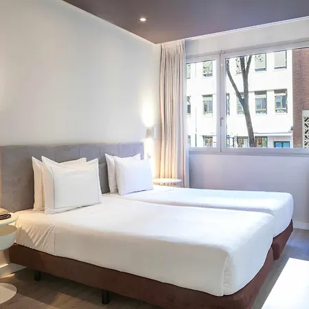 Viena Plaza De Espana Aparthotel Madrid