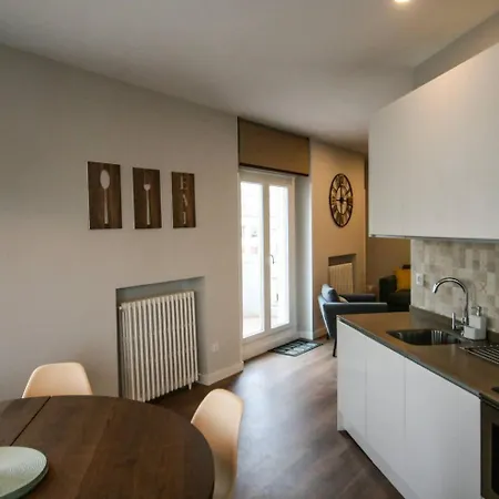 Apartment Con Terraza A Gran Via Y Palacio Real *