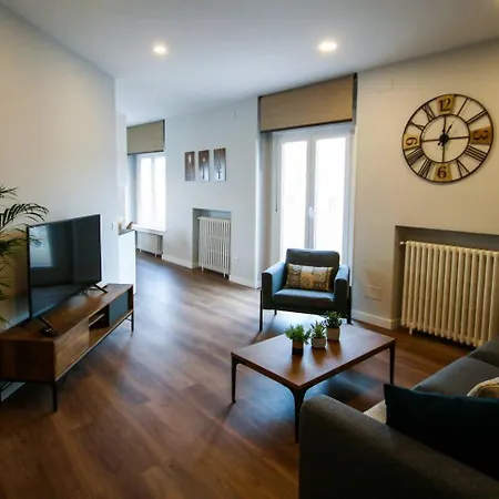 Apartment Con Terraza A Gran Via Y Palacio Real