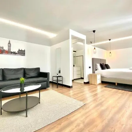 Pensión Royal 3*