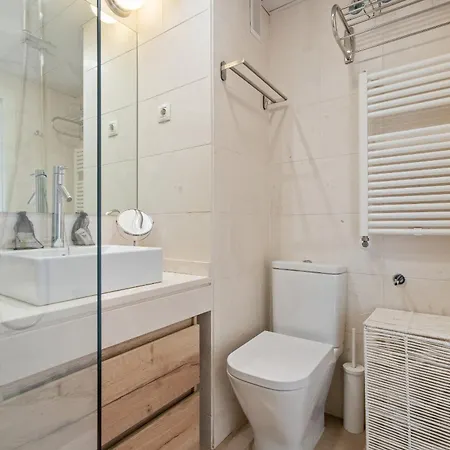 Apartment Con Garaje En Ensanche De Vallecas