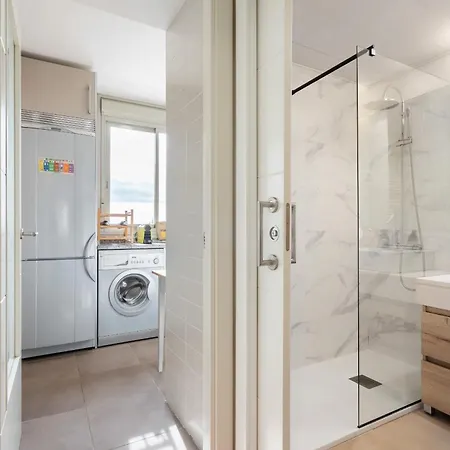 Apartamento Con Garaje En Ensanche De Vallecas Alquiler Temporal *