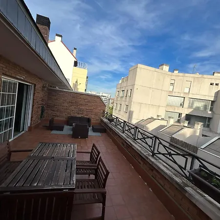 Spacious And Bright Penthouse With Terrace Apartment Madrid