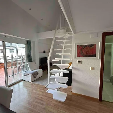 Spacious And Bright Penthouse With Terrace