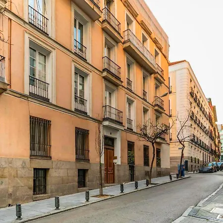 Apartment Lovely - Apartasuite Completo En Excelente Ubicacion En Madrid