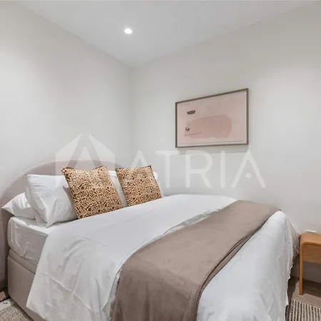 Apartment Jose Abascal 26 *