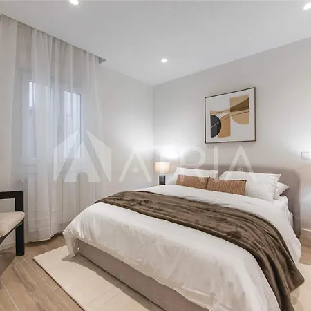 Apartment Jose Abascal 26 Madrid