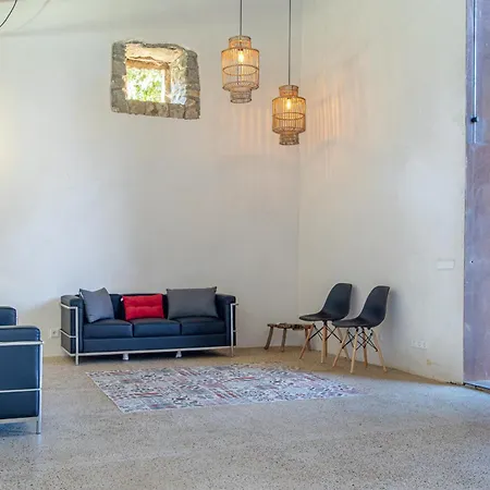 Villa Yourhouse Mir *