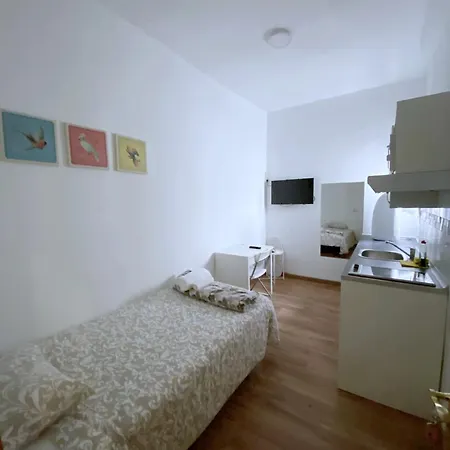 Travelstay Fuencarral *