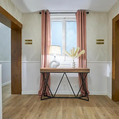 Lovely - Apartasuite Completo En Excelente Ubicacion En