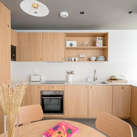 Moderno Y Luminoso Piso Cerca Al Paque Del Retiro Apartamento *