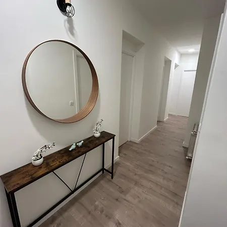 Aparthotel En Embajadores *