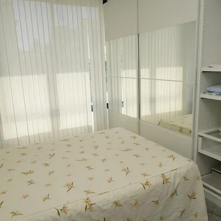 Feriehus Casa Completa De Lujo Con Jardin Y Piscina Compartida
