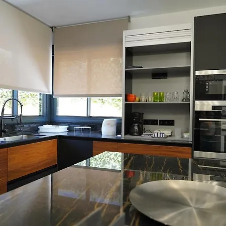 Casa Completa De Lujo Con Jardin Y Piscina Compartida Feriehus *