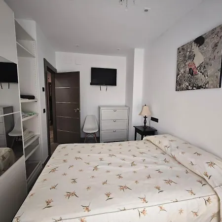 Feriehus Casa Completa De Lujo Con Jardin Y Piscina Compartida Madrid