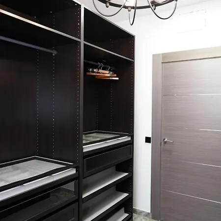 Casa Completa De Lujo Con Jardin Y Piscina Compartida Prázdninový dům *