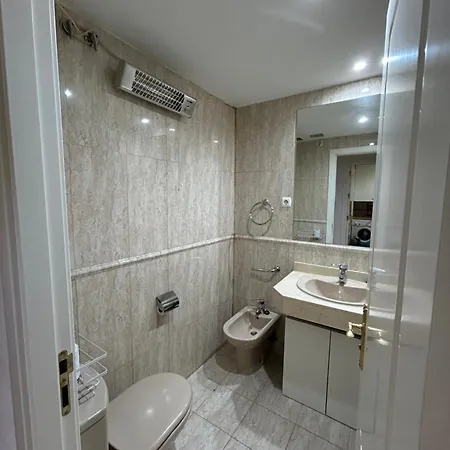 Apartment Completo Tranquilo 2 Cerca Del Estadio Metropolitano De Ifema Recinto Ferial Y Del Aeropuerto De *