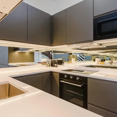 Guestready - Industrial Gem Near Plaza De Espana Apartment Madrid