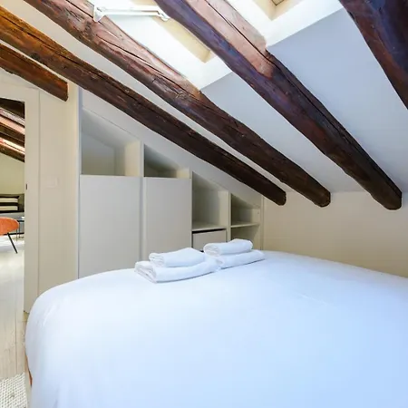 Guestready - Industrial Gem Near Plaza De Espana
