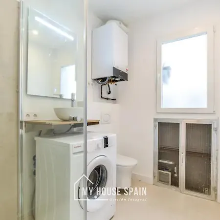 Myhousespain - Moderno Piso En Embajadores