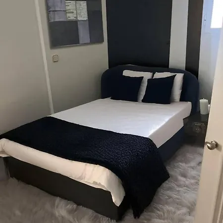 Luxury Suite B2 Homestay
