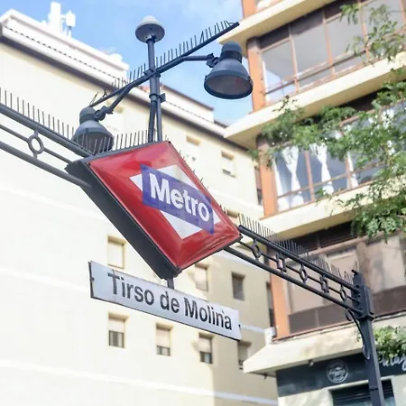 Luxury Suite B2 Homestay Madrid