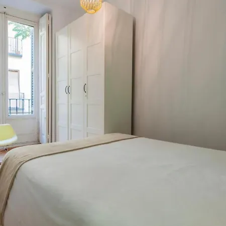 Апартаменты Austrias I Elegante Refugio Junto A Plaza De Espana Мадрид
