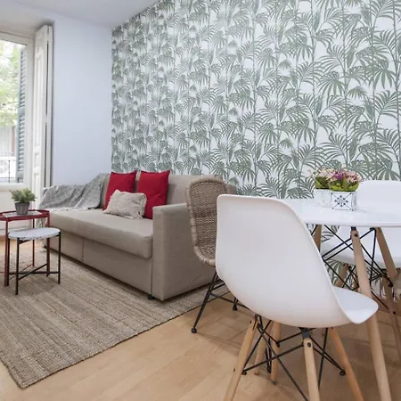 Apartment De Austrias - Your Refuge In La Latiina Madrid