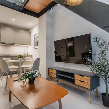 Laurel-mintystay Apartment *