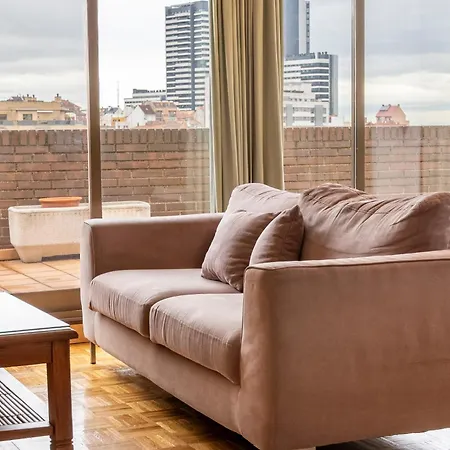 Duplex Centrico Atico Temporal Con Espectaculares Vistas Pat132 マドリード
