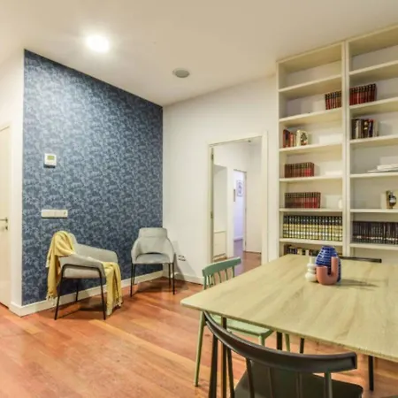 Your Ideal In Fuencarral - Modern And Comfortable Apartment