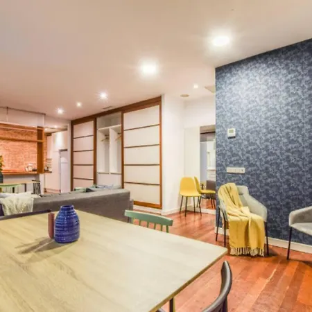 Your Ideal In Fuencarral - Modern And Comfortable Apartment