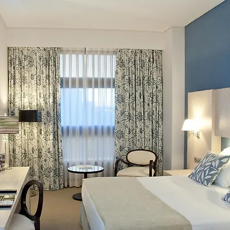 Nuevo Boston Hotell 4*