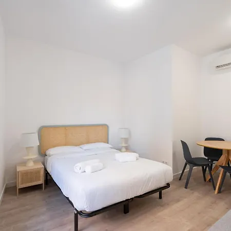 Inteligentes En Vallecas Apartment