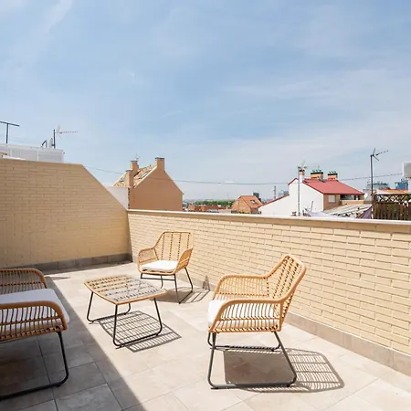 Inteligentes En Vallecas Apartment