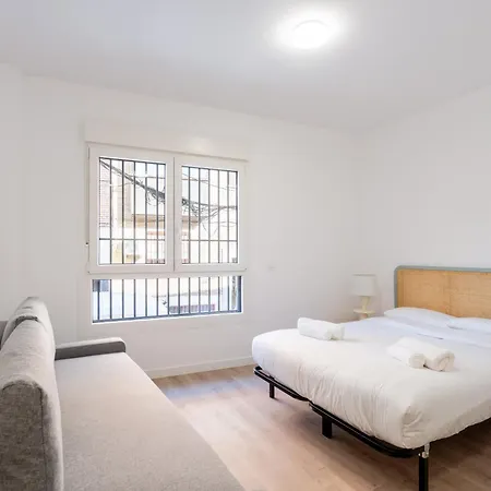 Inteligentes En Vallecas Apartment *