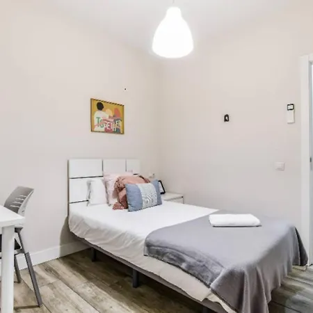 Apartment Rest In Style In A Unique Retiro