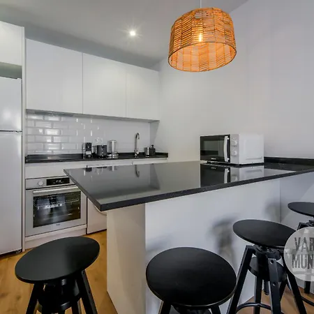 Elegancia Con Parking 4, Vive La Latina * Madrid